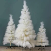 Brad cu ramuri Pampas 150 cm 2