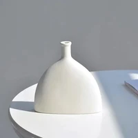 Vaza ceramica 19.2 cm