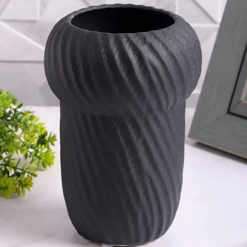 Vaza ceramica 16.7 cm 2
