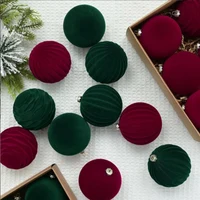 Set 12 Globuri pentru brad 8 cm