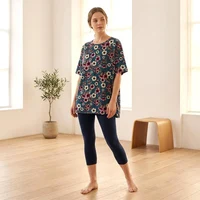 Set Dame tricou cu pantaloni 3 sferturi (50-60)