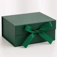 Cutie cadou cu panglica (33x25x12)