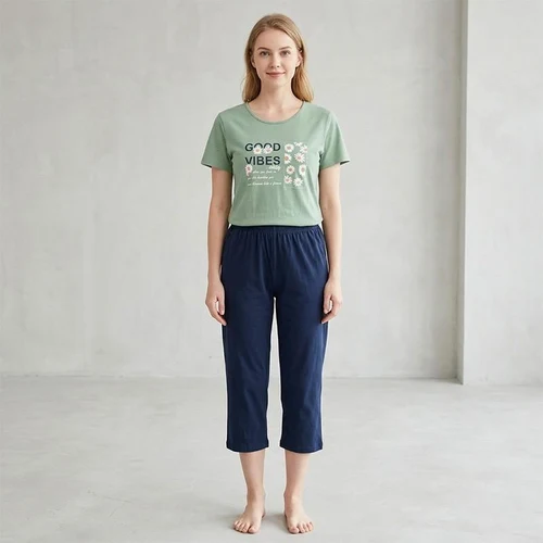 Set Dame tricou cu pantaloni 3 sferturi (50-60)